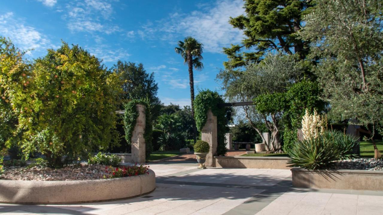 Castello Belvedere Apartments Desenzano del Garda Exterior foto
