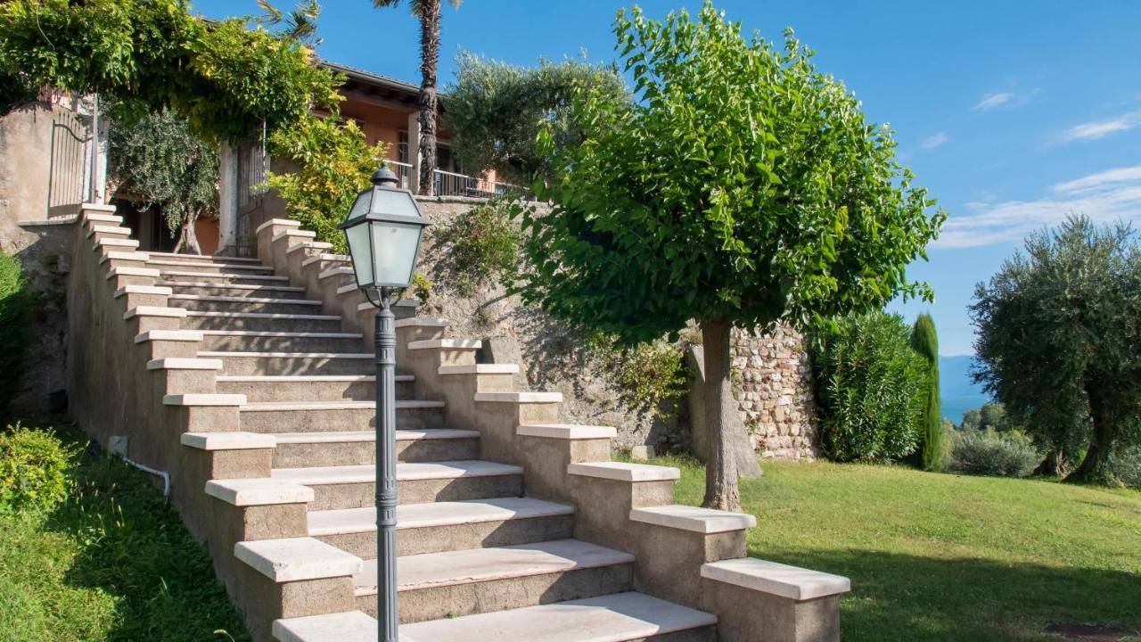 Castello Belvedere Apartments Desenzano del Garda Exterior foto