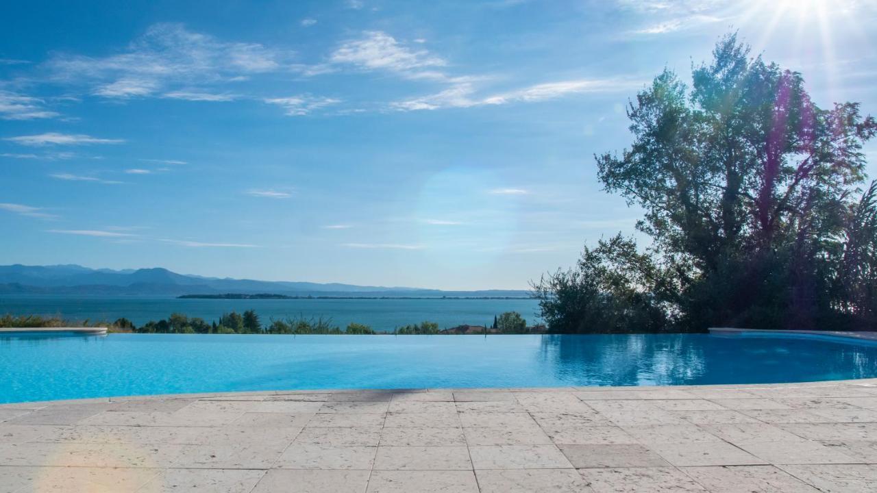 Castello Belvedere Apartments Desenzano del Garda Exterior foto
