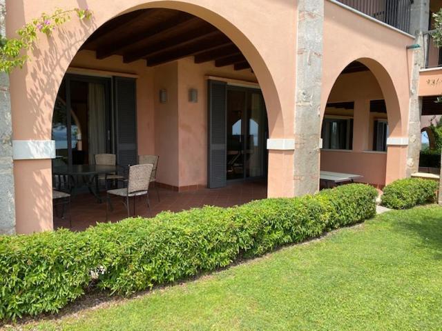 Castello Belvedere Apartments Desenzano del Garda Exterior foto