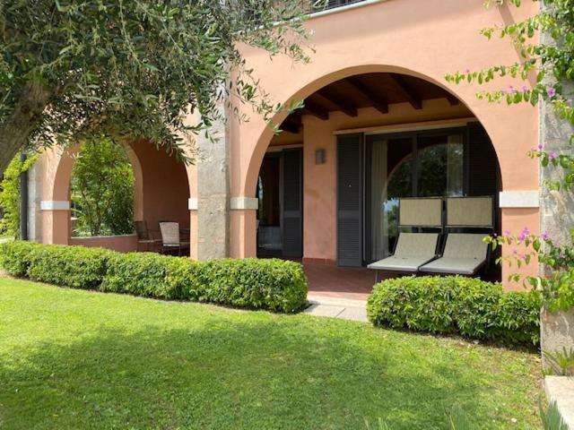 Castello Belvedere Apartments Desenzano del Garda Exterior foto